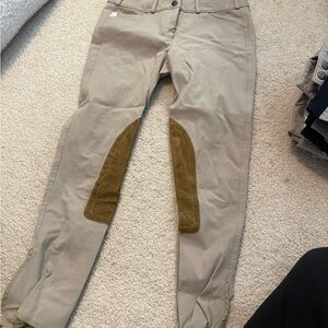 Tan front zip tailored sportsman 26